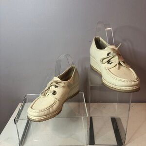 Vintage Remonte leather shoes size 9 made in Germany.